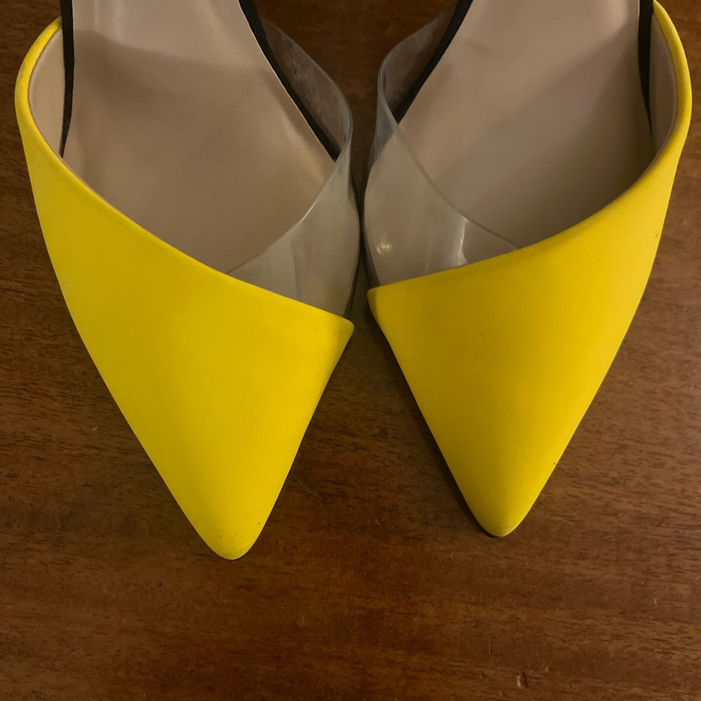 Yellow Colorblock Pointed Toe Heels - Picture 3 of 5